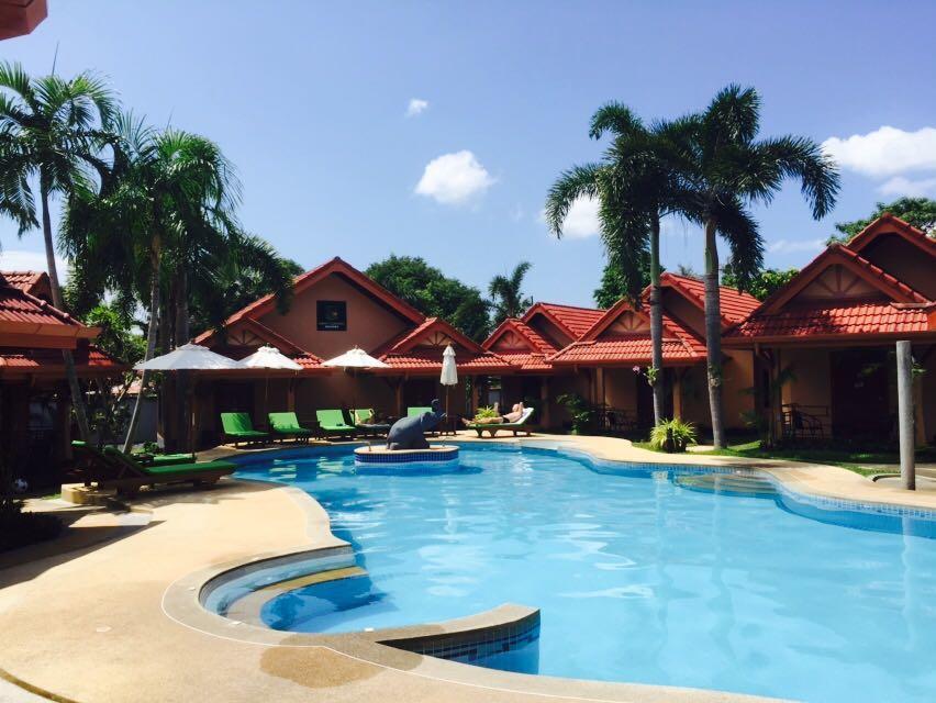 The Resort Happy Elephant Rawai Exterior foto