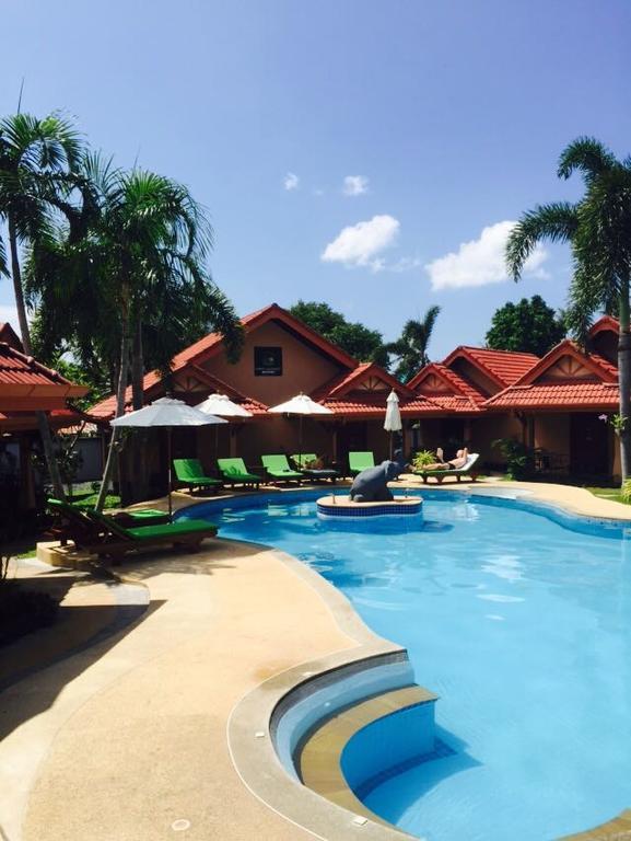 The Resort Happy Elephant Rawai Exterior foto