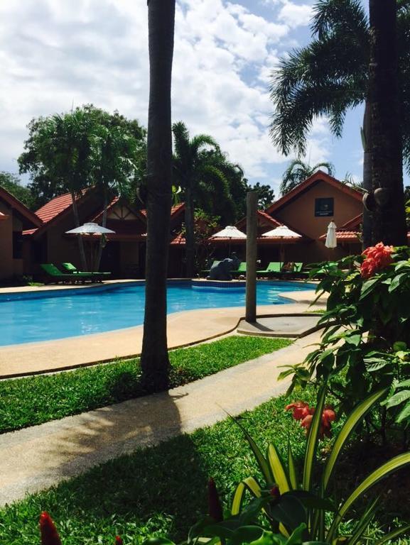 The Resort Happy Elephant Rawai Exterior foto